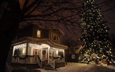 Festive Front Yards: Transforming Your Colorado Springs Landscape for the Holidays